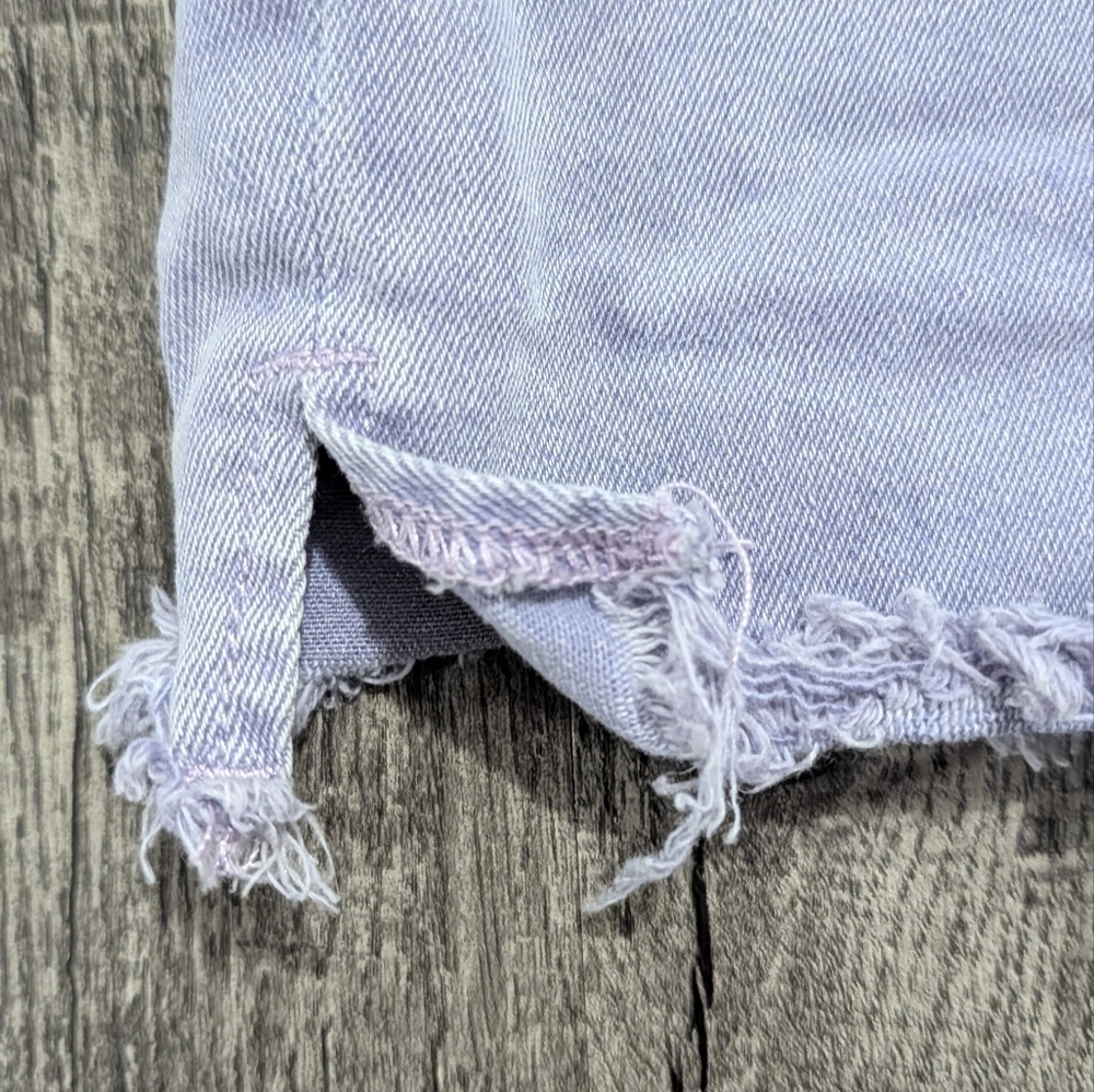 Zenana Lavender Denim Shorts Medium High Rise Stretch Frayed Hem Casual Summer - Picture 3 of 6